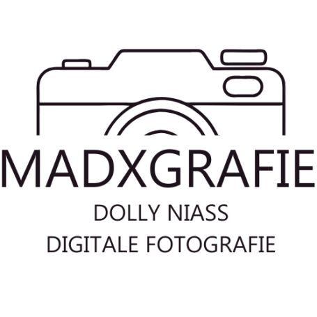 Logo - madXgrafie - Dolly Niass - Digitale Fotografie